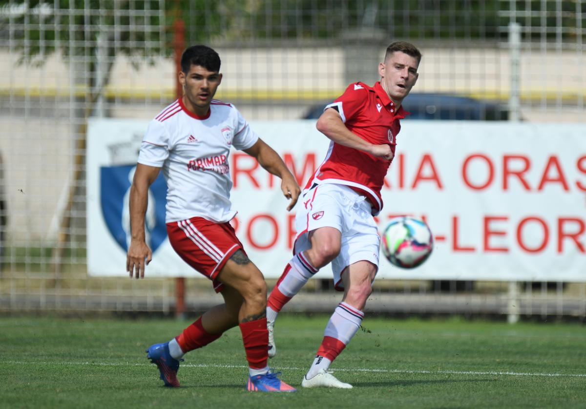 Dinamo și-a schimbat hainele » Echipament de la U19 folosit în ultimele amicale