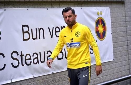 Toamna trecută, Nicolae Dică (42 de ani) nu a fost dorit de vestiarul celor de la FCSB. Dezvăluirea era făcută chiar de Mihai Stoica (57 de ani), în noiembrie 2021.