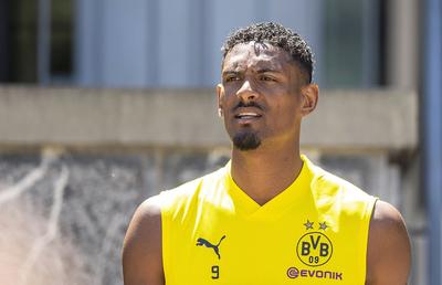 Sebastien Haller, operat de tumoare testiculară » Borussia Dortmund a anunțat cât va lipsi