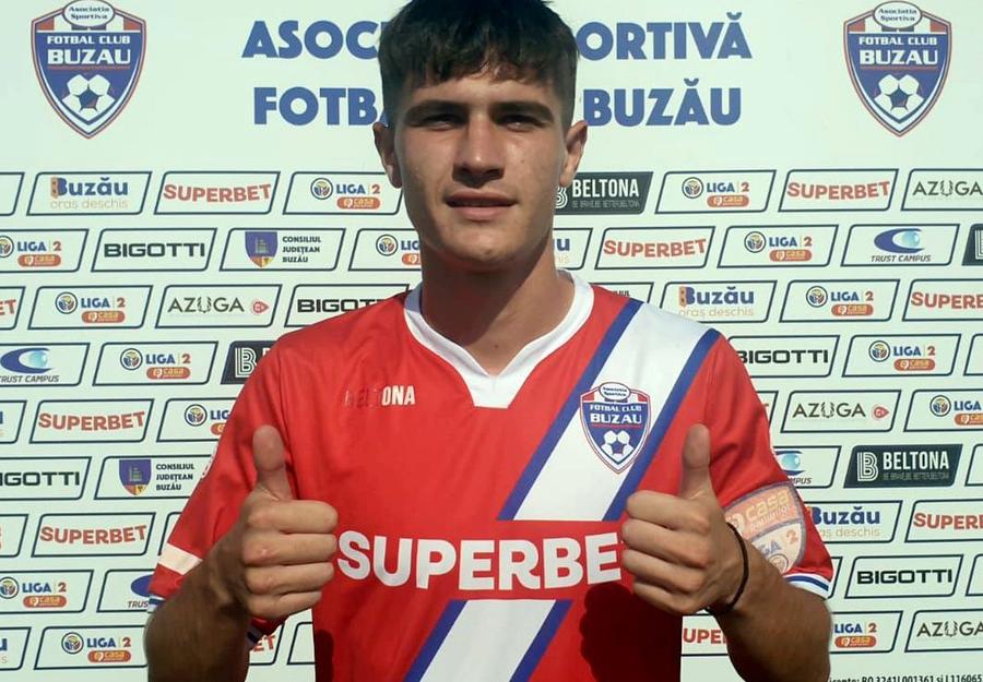 FCSB a renunțat la un jucător care a impresionat la juniori » Prezentat oficial în Liga 2: „Bine ai venit!”