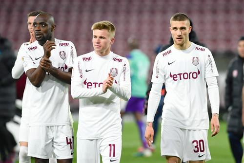 Rapid e dispusă să achite 750.000 de euro pentru Claudiu Petrila, un fotbalist de 22 de ani a cărui carieră la CFR Cluj intrase în impas.