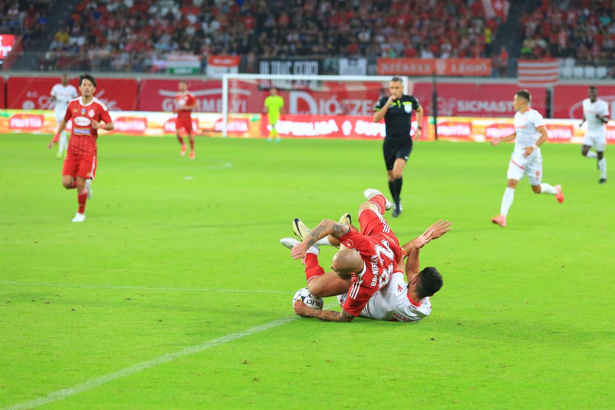A lucrat la Real Madrid 30 de ani, iar acum urmărește meciuri din Superliga » Pe cine a surprins GSP la Sepsi - Dinamo