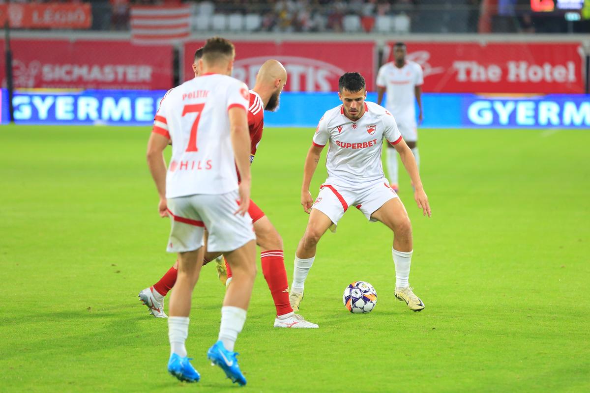 A lucrat la Real Madrid 30 de ani, iar acum urmărește meciuri din Superliga » Pe cine a surprins GSP la Sepsi - Dinamo