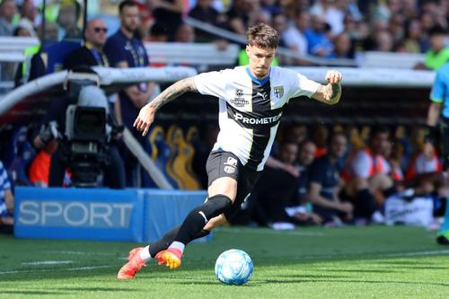 Dennis Man, motivat să facă un sezon și mai bun în Serie A cu Parma / Foto: Imago