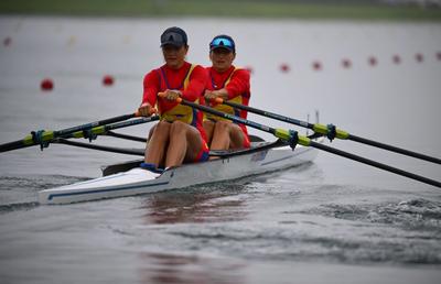 Bărcile tricolore în acțiune » Semifinală dramatică pentru Ancuța Bodnar și Simona Radiș: erau pe 4 cu 250 de metri înainte de final, dar au revenit senzațional