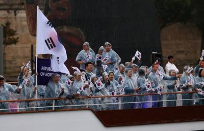 Gafă în timpul ceremoniei de deschidere de la JO: Delegația Coreei de Sud a fost confundată cu cea a Coreei de Nord