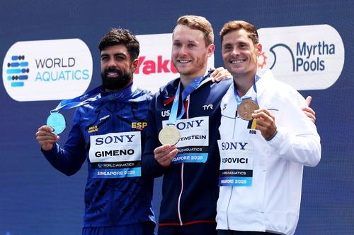 Constantin Popovici (dreapta), medaliat cu bronz la CM 2025 Foto: GettyImages