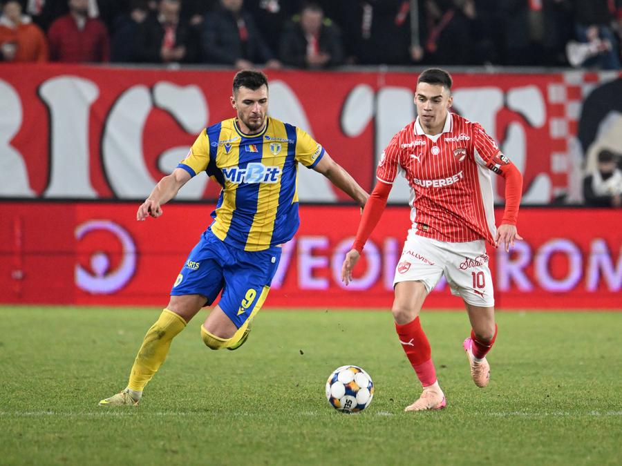 Chică-Roșă urmează să plece de la Petrolul Ploiești // foto: imago images Decizie surpriză după două etape » A fost om de bază sezonul trecut, dar azi s-a înțeles cu clubul pentru rezilierea contractului