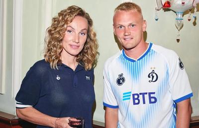 Fosta mare jucătoare de tenis, de nerecunoscut la evenimentul organizat la Moscova