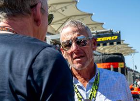 Controversatul Lance Armstrong: „El e cel mai dominant sportiv din lume în acest moment”