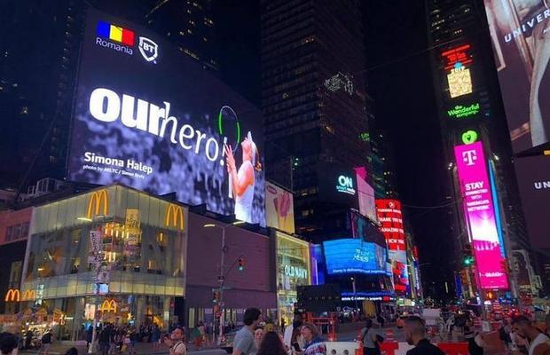FOTO Simona Halep, „eroina noastră!” » Apariții uriașe în Londra și în Times Square din New York