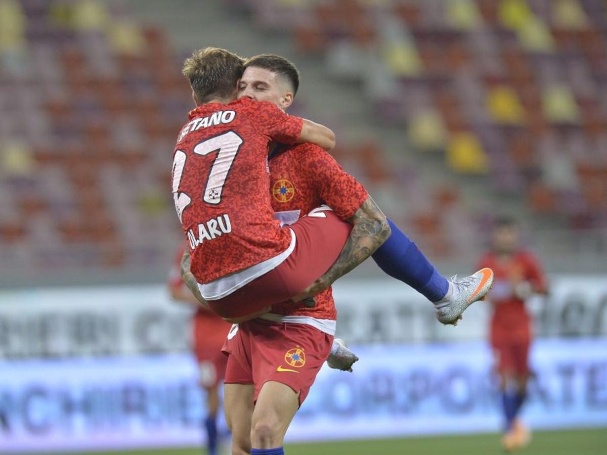 Despărțirea lui Adi Petre de FCSB, iminentă! Șanse infime pentru atacant de a mai prinde echipa după noile decizii luate de Gigi Becali