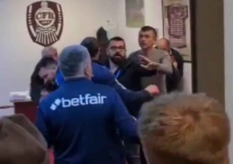 Bătaia din vestiarul campioanei CFR Circul CFR Cluj