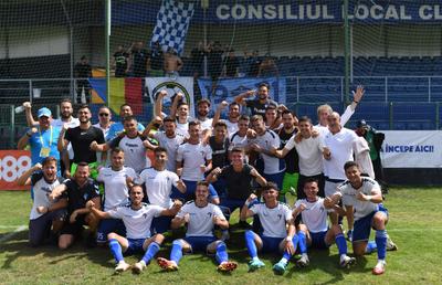 Sărbătoare de Champions League după victoria cu Dinamo » Cum au fost primiți acasă jucătorii de la Unirea Dej