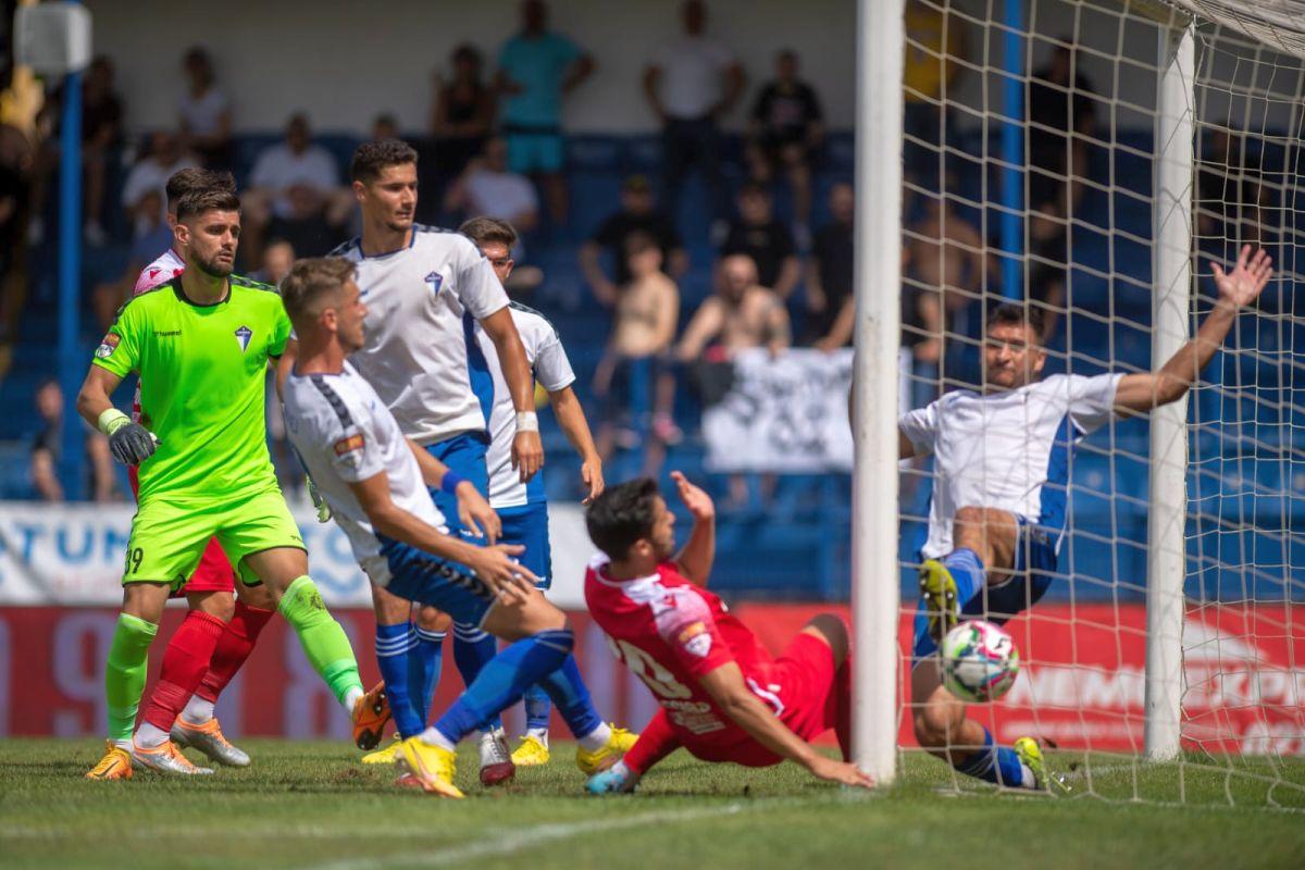 Dinamo - Unirea Dej / Etapa # 4 din Liga 2