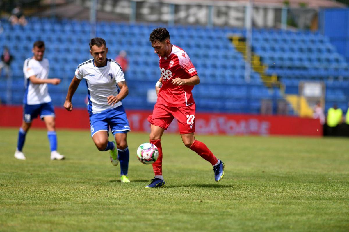 DDB spre „C”! Dinamo, umilită și de Unirea Dej! „Câinii” sunt pe loc de Liga 3