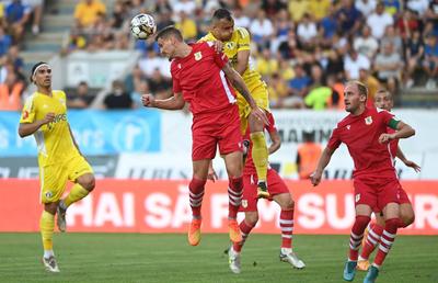 Petrolul și Mioveni, remiză fără goluri pe „Ilie Oană” » Ploieștenii rămân pe loc de play-off. Clasamentul ACUM