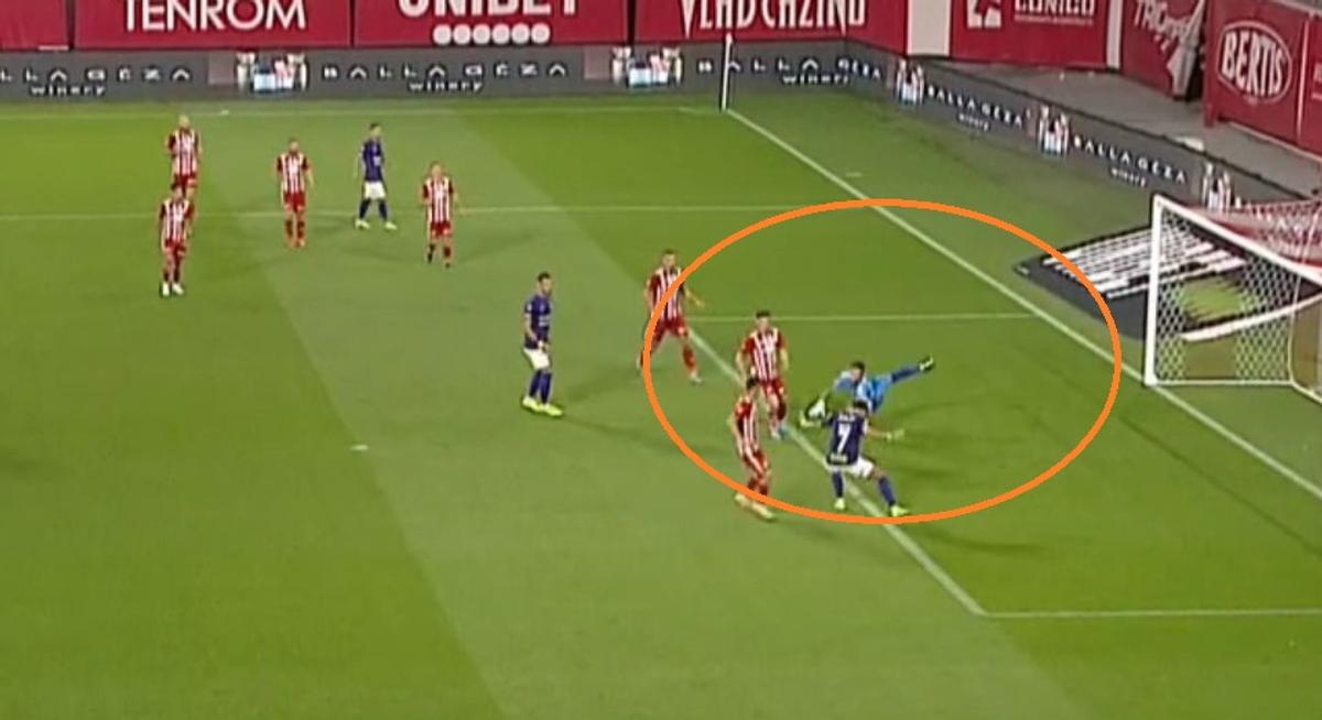 Gafă majoră a portarului care se cerea la națională » Cum a luat gol Niczuly în meciul cu Rapid
