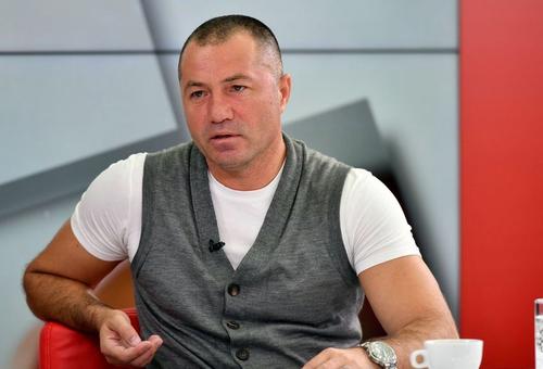 Fostul atacant al echipei naționale, Adrian Ilie (49 de ani), a dezvăluit că a refuzat, pe vremea când încă activa ca jucător, o ofertă colosală din China