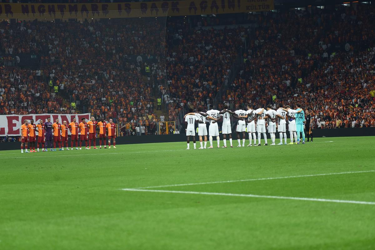 Fanii celor de la Galatasaray susțin Palestina în conflictul cu Israel