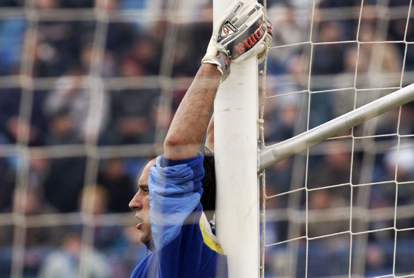 Imagini din meciul amintit, FCM Bacău - Steaua / Sursă foto: Arhivă Gazeta Sporturilor