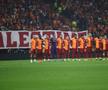 Mesajul incredibil apărut în peluză la un meci din play-off-ul Ligii Campionilor » În situații similare, UEFA a cerut intervenția imediată a organizatorilor