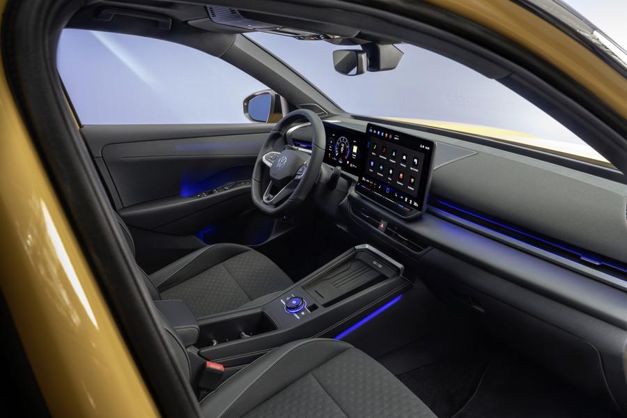 Premiera mondială: Noul T-Roc debutează mai inovator și rafinat ca niciodată