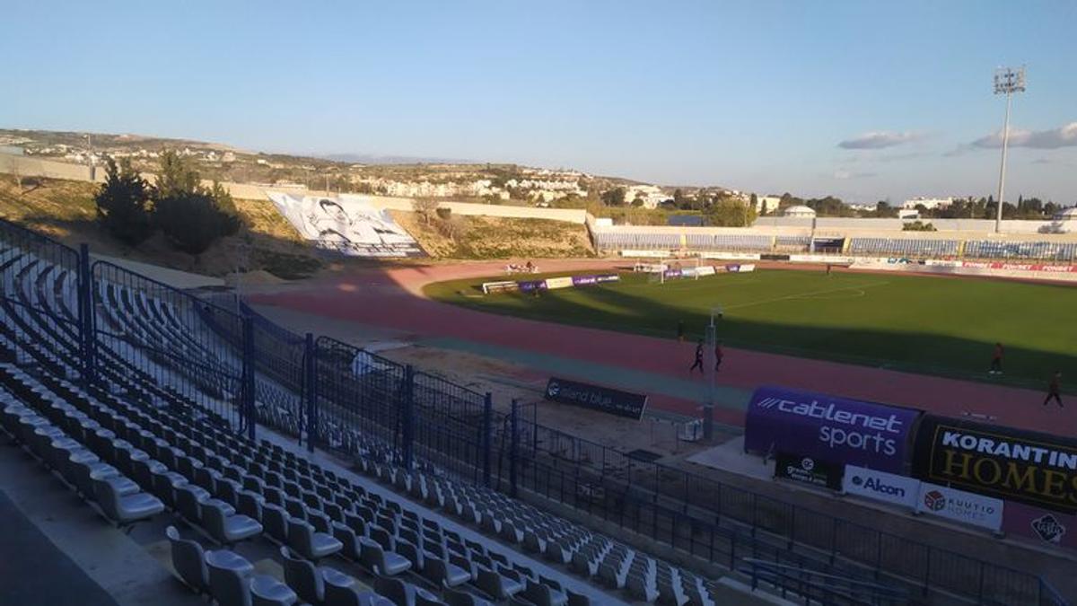 S-au calificat în grupa de Liga Campionilor, dar n-au stadion » Copaci în loc de peluze