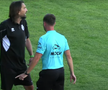 Scandal-monstru în Cupă, la Poli Timișoara - CS Dinamo » Alexa a intrat pe teren, „a sărit” la toată lumea! Bratu și-a împins propriii jucători: „Hai! Vin ăștia după noi!”
