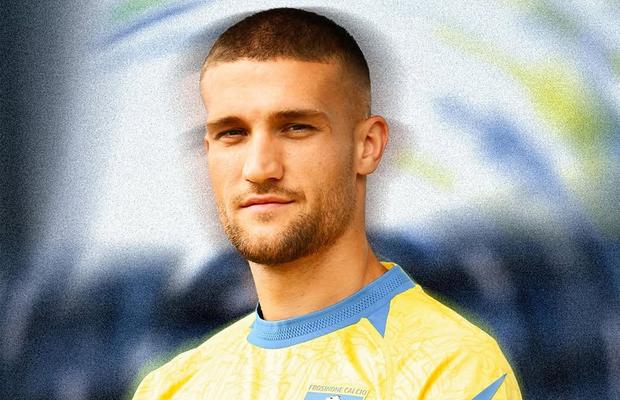 Daniel Bîrligea, prezentat oficial la Frosinone: ce număr va purta