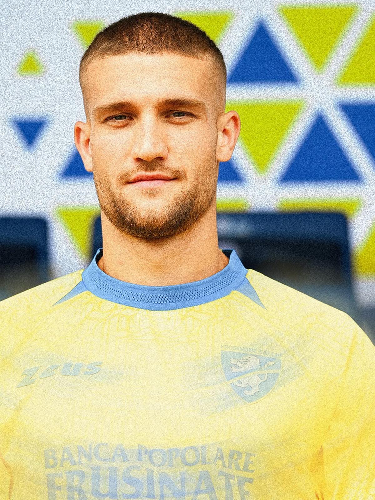 Daniel Bîrligea, prezentat oficial la Frosinone: ce număr va purta