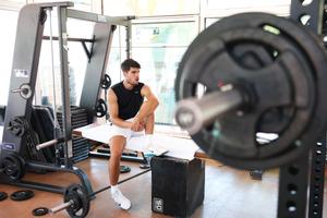 Inovație în lumea sportului! Cercetătorii chinezi au descoperit cum se poate dezvolta masa musculară fără a merge la sală