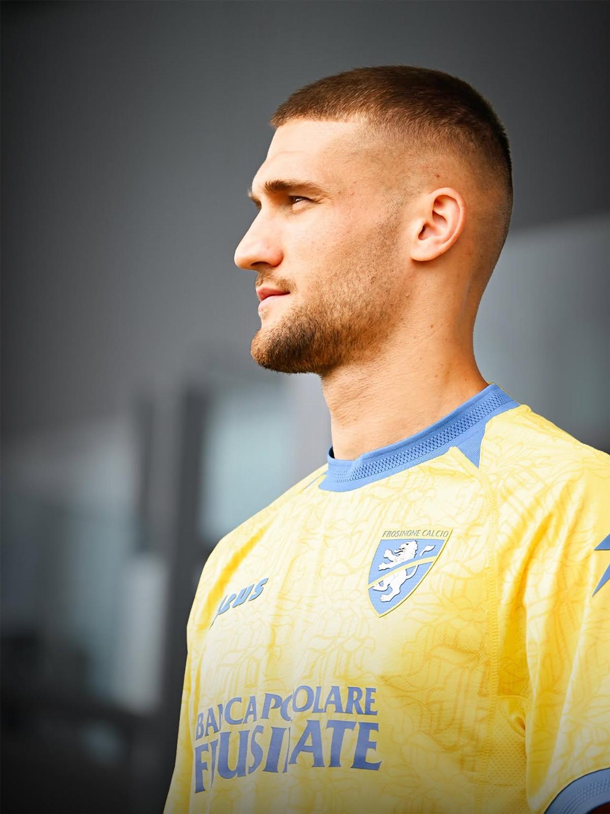 Daniel Bîrligea prezentat oficial la Frosinone