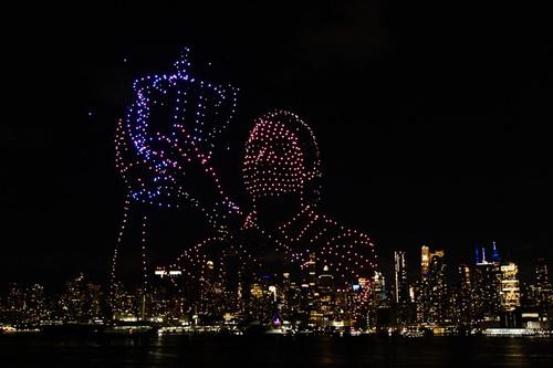 Show de drone în cinstea lui Roger Federer/Foto: X