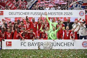 Astăzi începe Bundesliga: Bayern contra Bayern  » Favorite, transferuri, echipe-tip