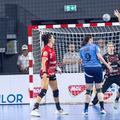 Cadru din primul meci al campionatului feminin / foto: Facebook @ Handbal • Gloria Bistrița