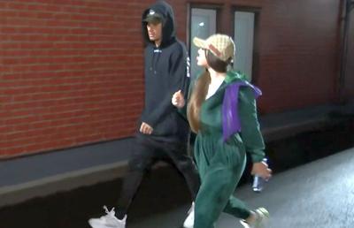 VIDEO+FOTO Ioana Timofeciuc, iubita lui Florinel Coman, a făcut senzație în tribune la Metaloglobus - FCSB