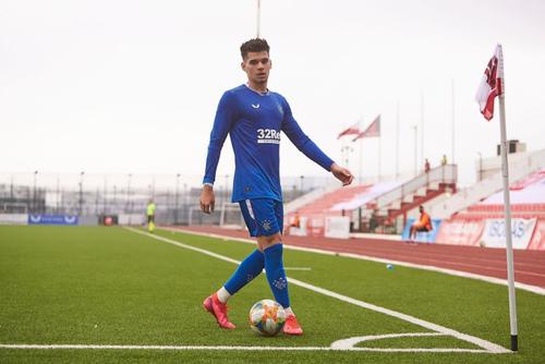 Ianis Hagi a reușit un assist în Motherwell - Rangers 1-5