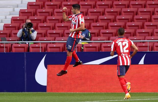 Luis Suarez, debut uluitor la Atletico Madrid! „Dublă” și pasă de gol în doar 25 de minute cu Granada