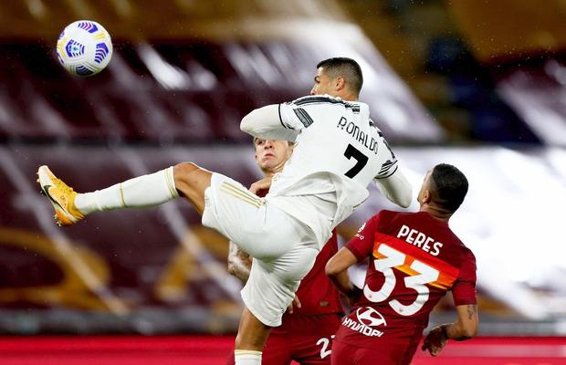 „Dubla” lui Cristiano Ronaldo o salvează pe Juventus cu AS Roma