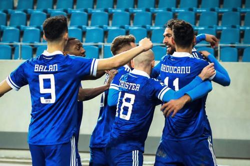 Un jucător de la FCU Craiova criticat dur de publicația familiei Mititelu