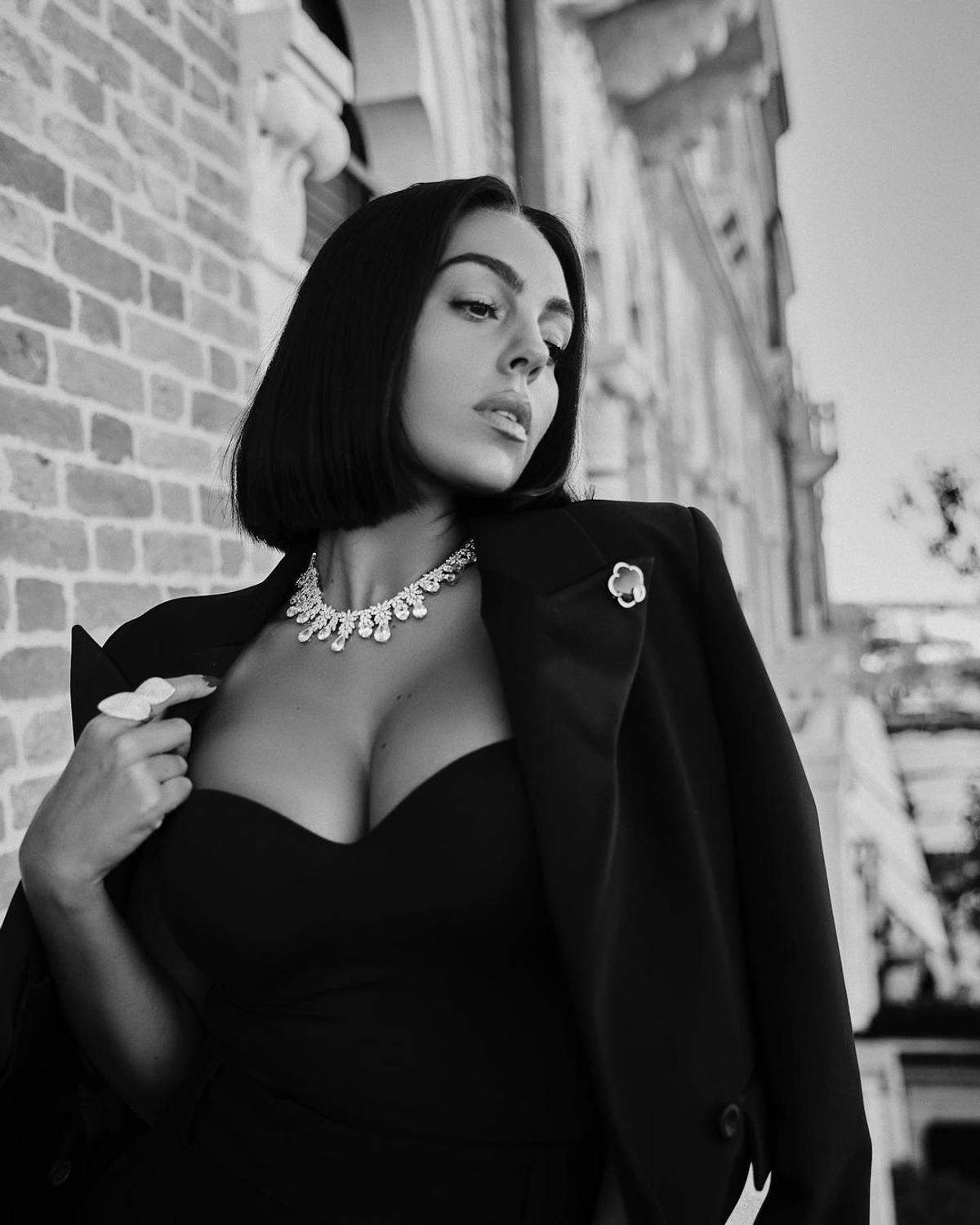 FOTO Georgina i-a pregătit un nou look lui Cristiano Ronaldo » Cum se va prezenta starul lui Juve la reluarea pregătirilor