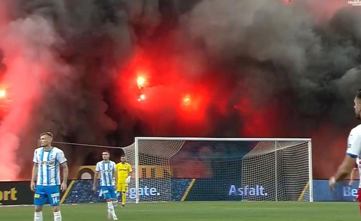 Fanii olteni s-au dat în spectacol în debutul disputei cu Dinamo! Ce s-a întâmplat în tribunele arenei „Ion Oblemenco”