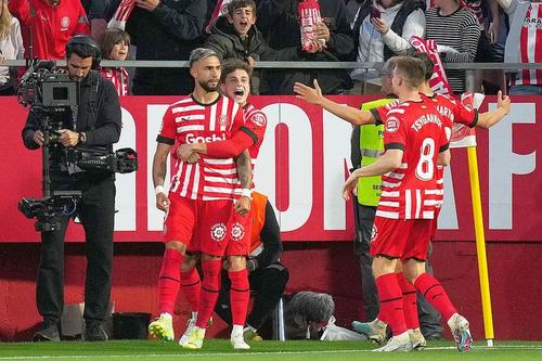 Jucătorii Gironei, sărbătorind marcarea unui gol
