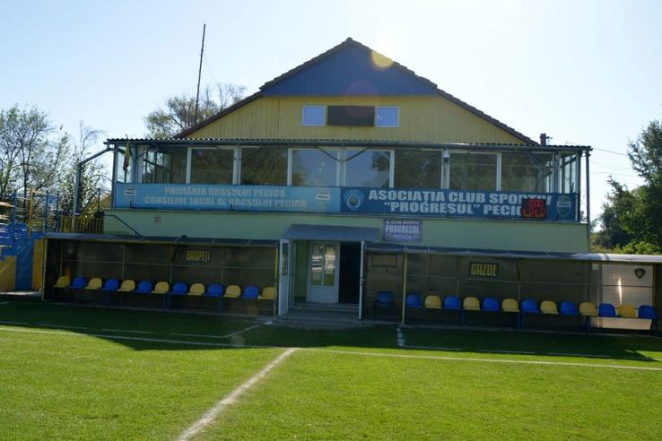 Imagini surprinse înainte de Progresul Pecica - Petrolul / FOTO: Bogdan Cioara
