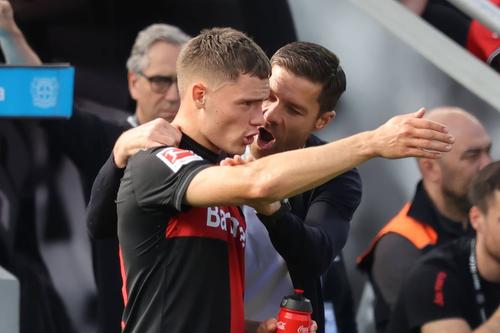 Florian Wirtz și Xabi Alonso
Foto: Imago