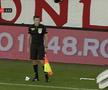 Scaun aruncat spre asistent la Dinamo - Botoșani