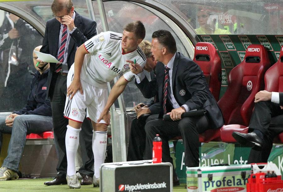 Toni Kroos și Louis van Gaal, la Bayern / Foto: Imago Cum l-a ratat Manchester United „la mustață” pe Toni Kroos: „Din cauza lui nu m-am dus”