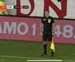 Scaun aruncat spre asistent la Dinamo - Botoșani