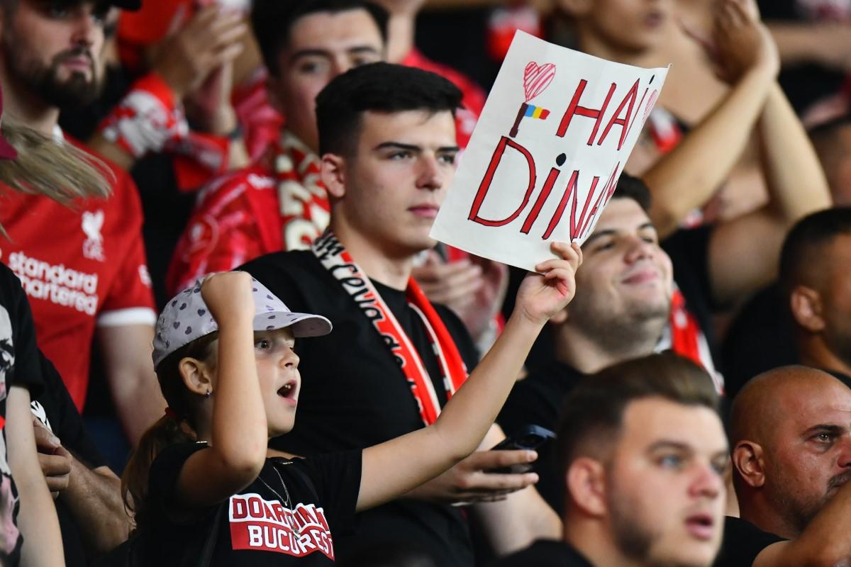 După Dinamo - Botoșani, reclamă tratamentul primit pe „Arc”: „Au aruncat după mine cu brichete, pahare, tot ce prindeau!”